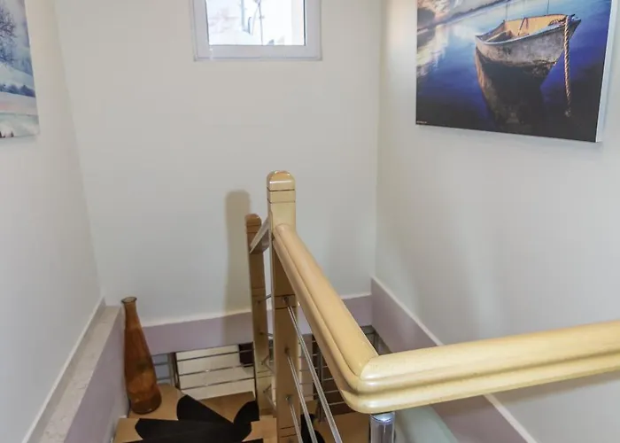 Rhodes Views شقة *