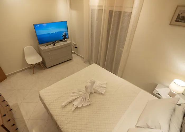 Rhodes Views * Rhodes City